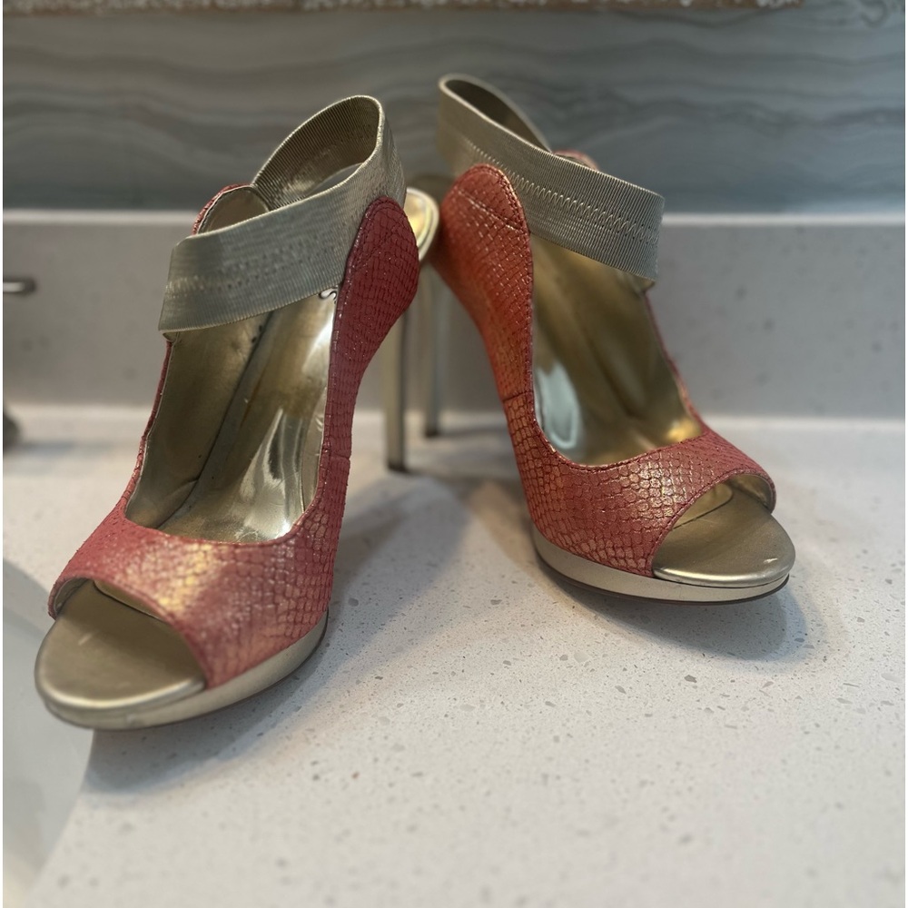 Carlos Santana heels